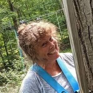 Meet your Posher, Valerie